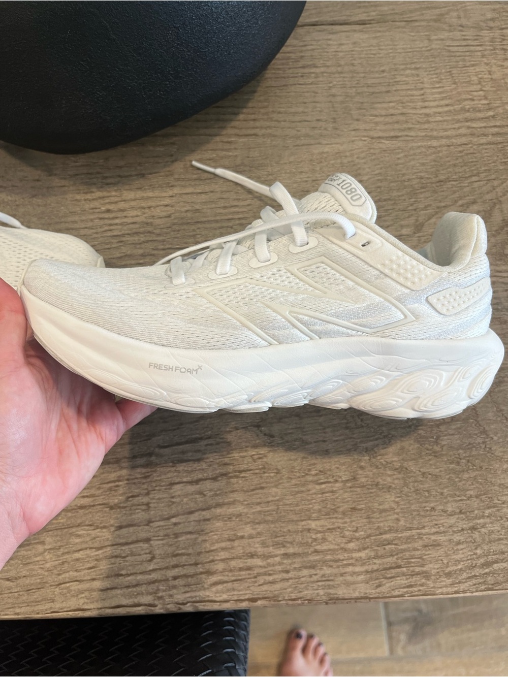 🖤 New Balance 7.5 All-White Lightweight Fresh Foam X 1080 v13 Running Sneakers - Picture 7 of 8